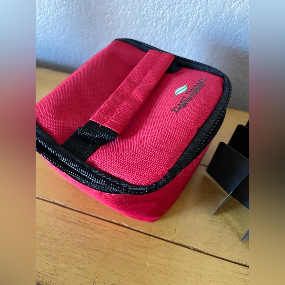 NWOT Plant therapy essential oil storage case